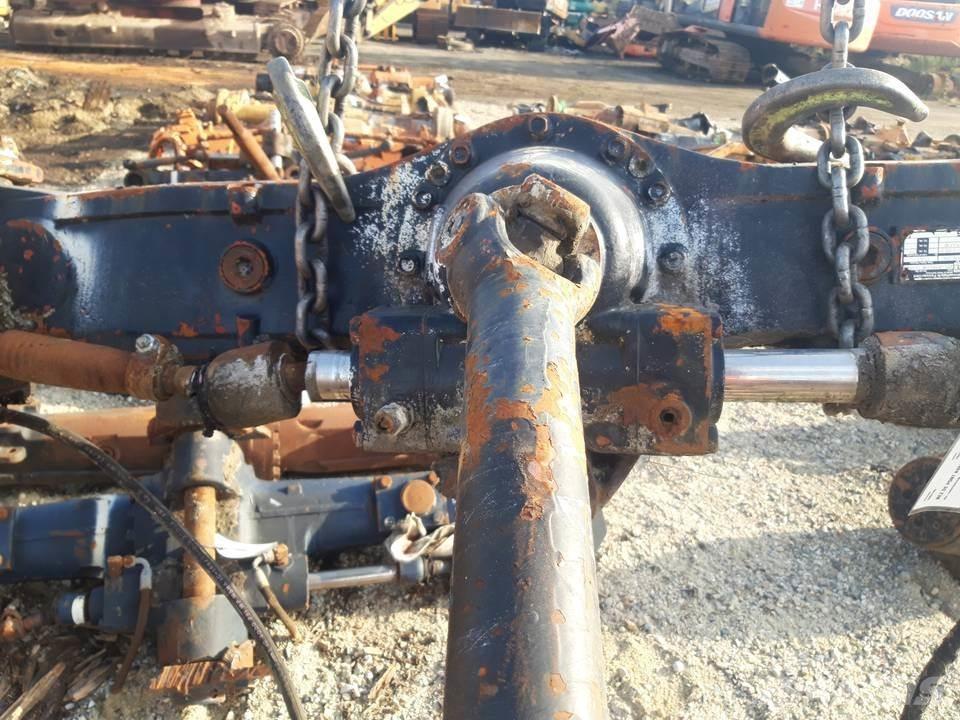 CAT 214 傳動裝置