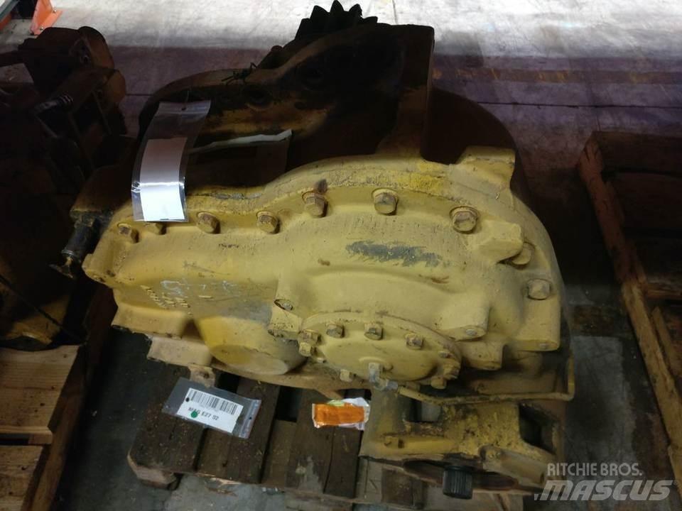 CAT 245 傳動裝置