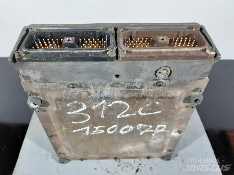 CAT 312CL 駕駛室與內部