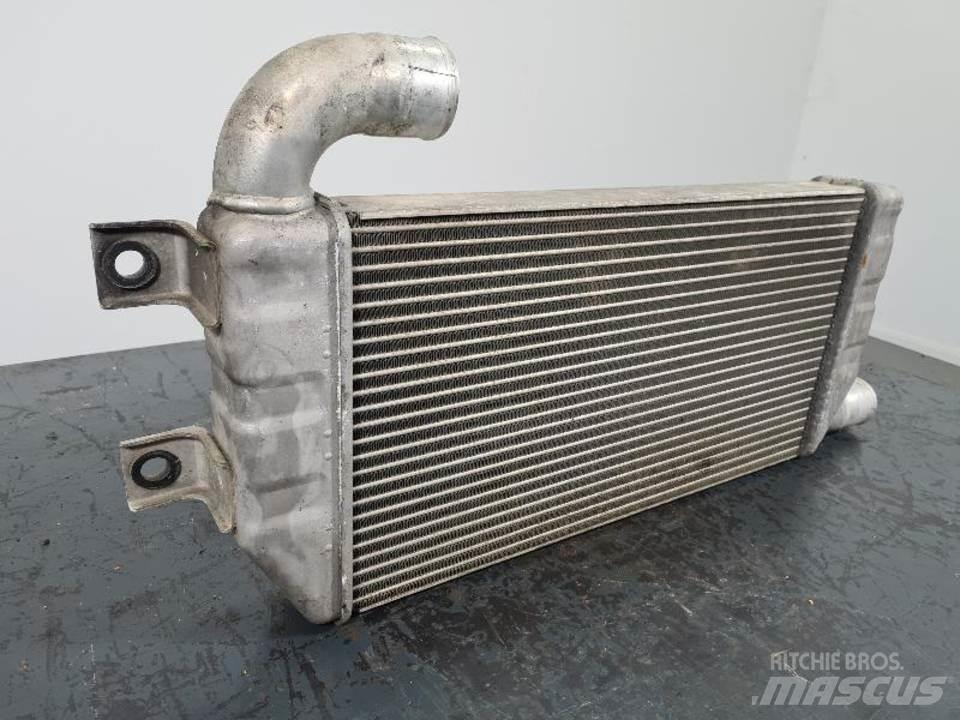 CAT 323D 引擎/發動機