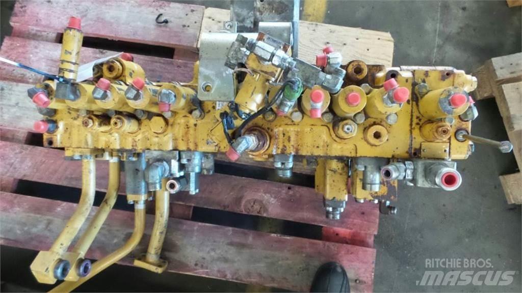 CAT 330DL 油壓