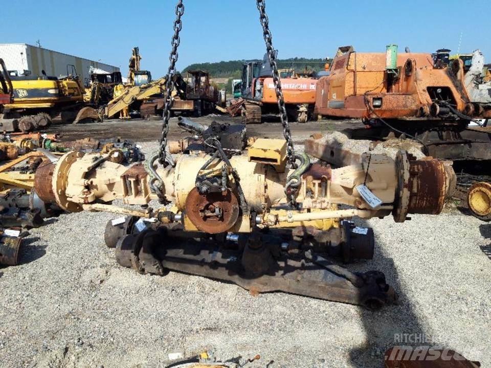 CAT 438B 傳動裝置