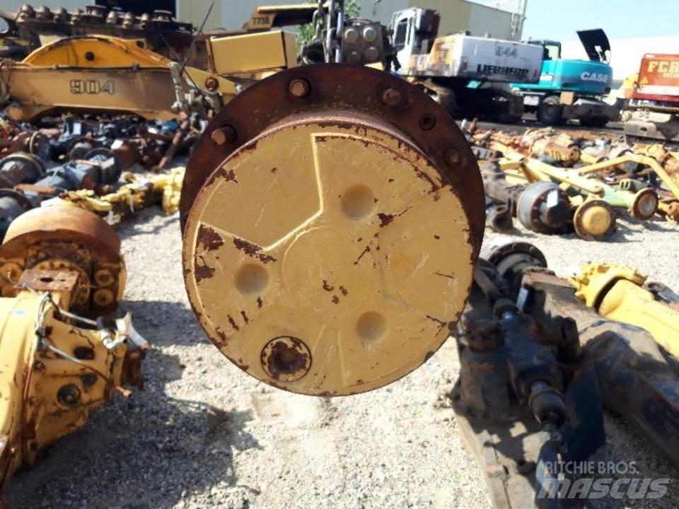 CAT 438B 傳動裝置
