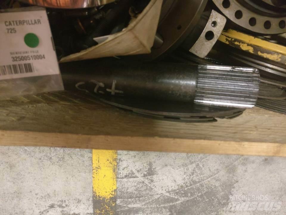 CAT 725 傳動裝置