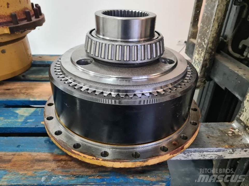 CAT 735 傳動裝置