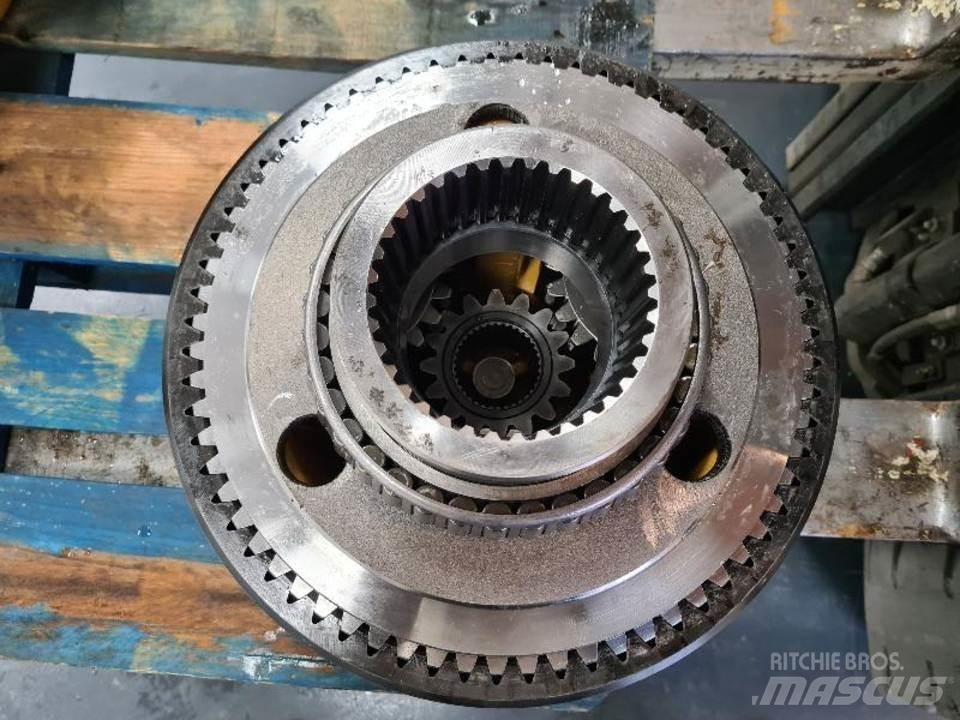 CAT 735 傳動裝置
