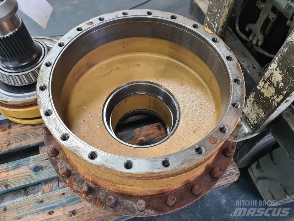 CAT 735 傳動裝置