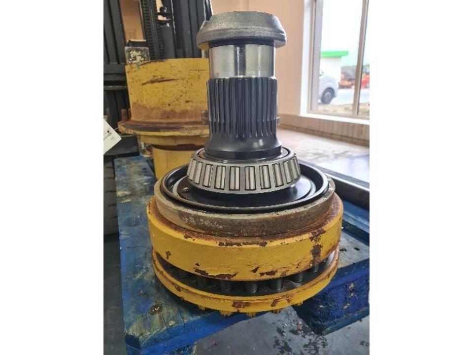 CAT 735 傳動裝置
