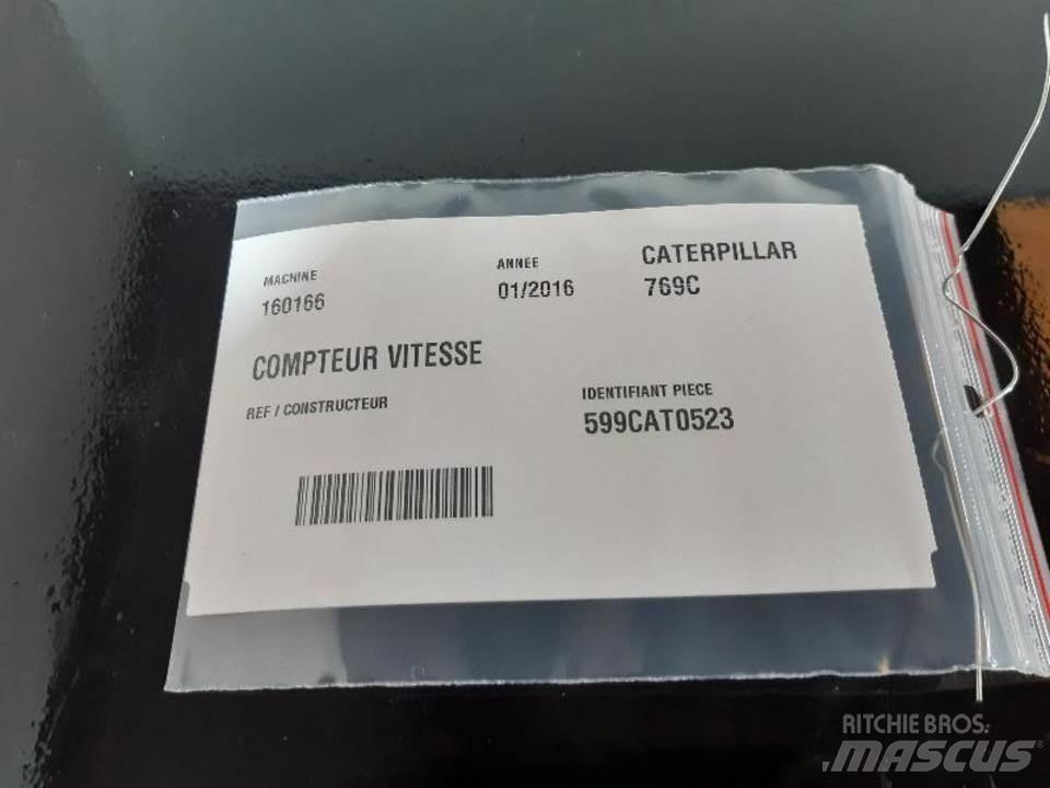 CAT 769C 駕駛室與內部