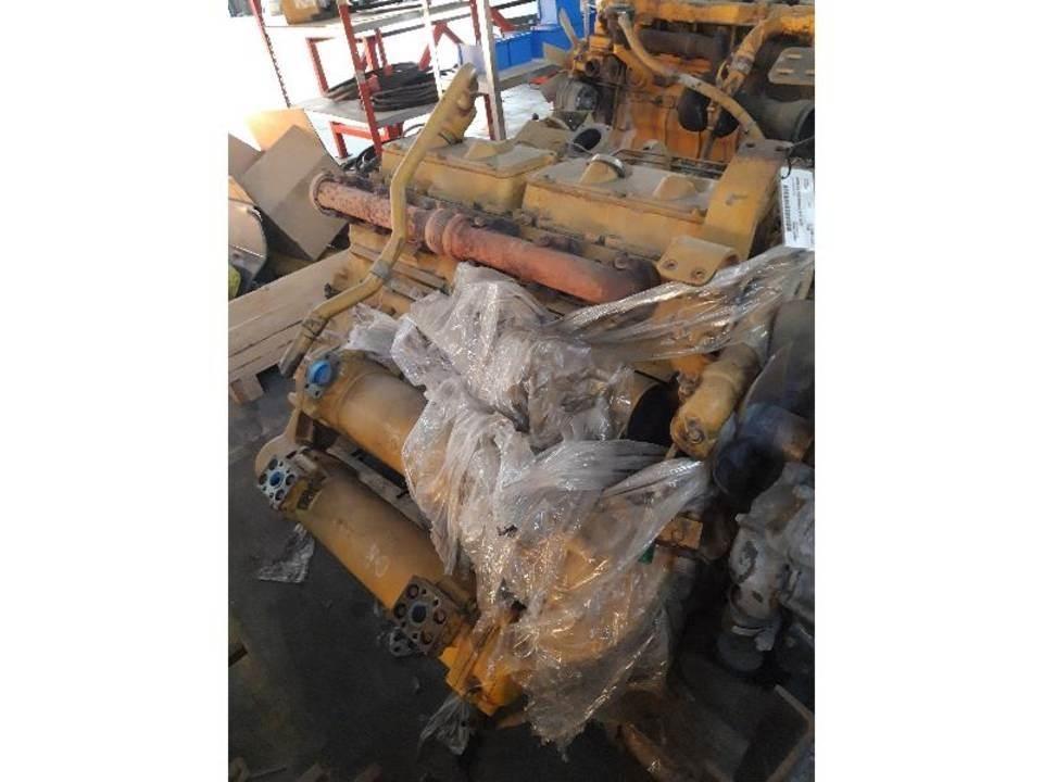 CAT 775B 引擎/發動機