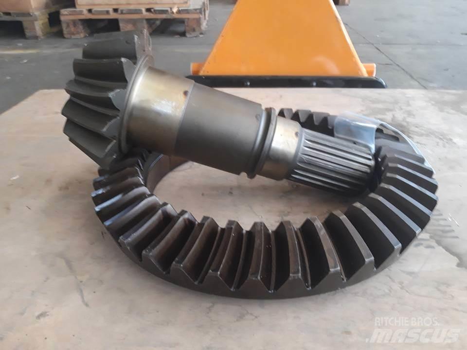 CAT 824B 傳動裝置