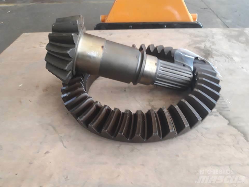 CAT 824B 傳動裝置