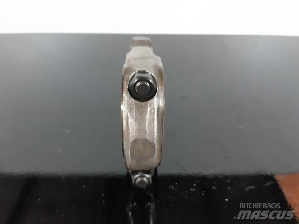 CAT 826C 引擎/發動機