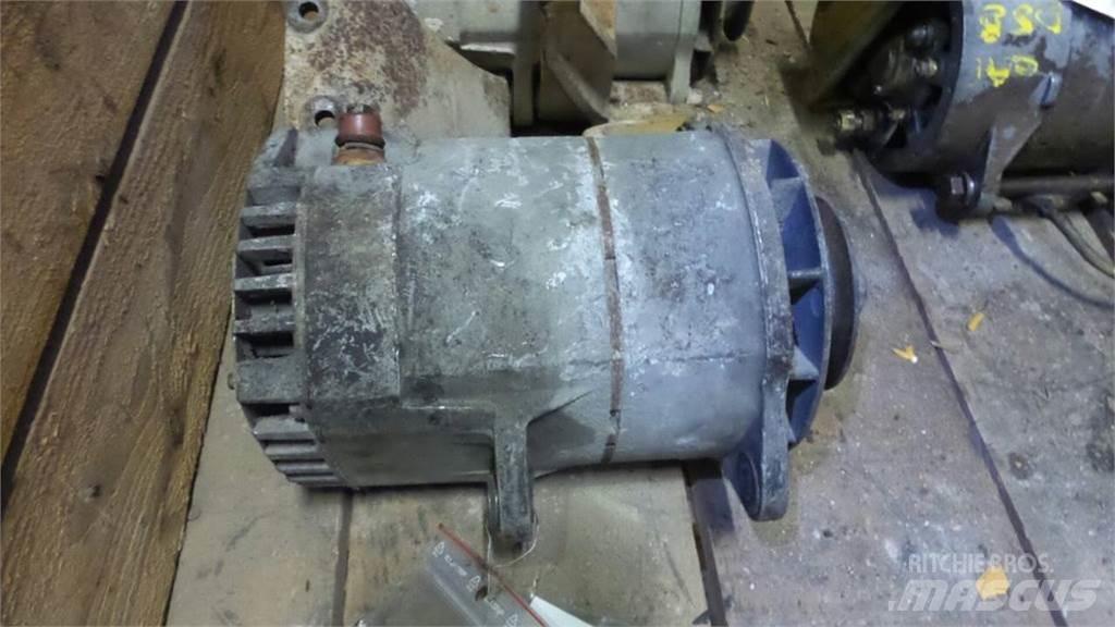 CAT 826G 引擎/發動機