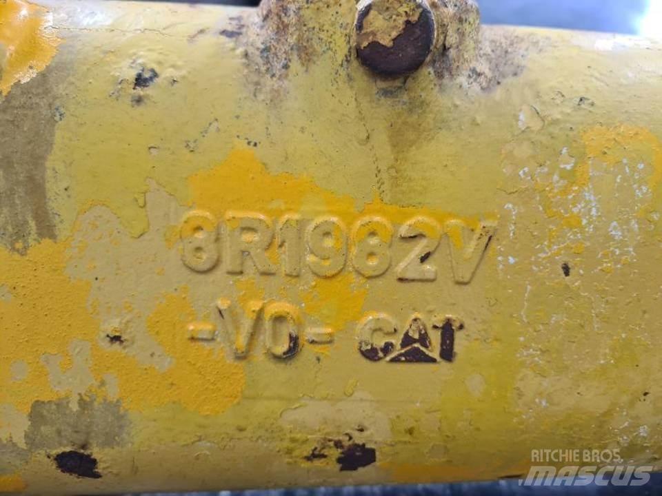 CAT 928F 傳動裝置