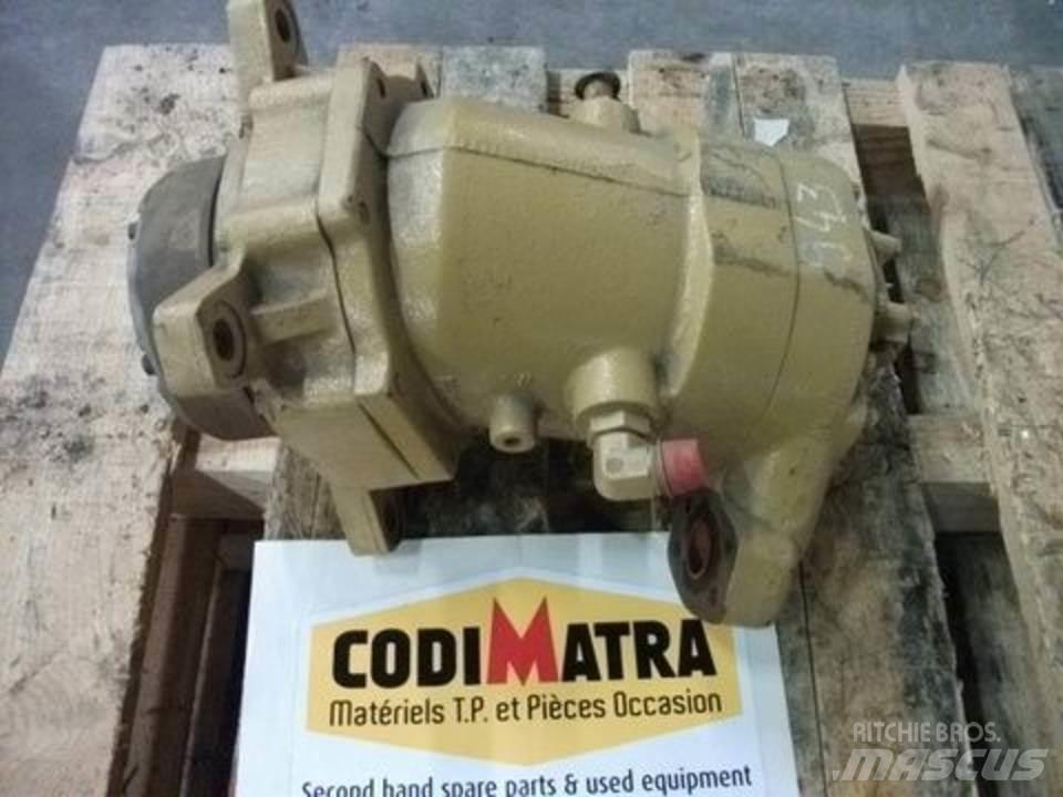 CAT 943 油壓