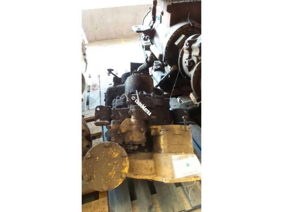 CAT 944A 傳動裝置