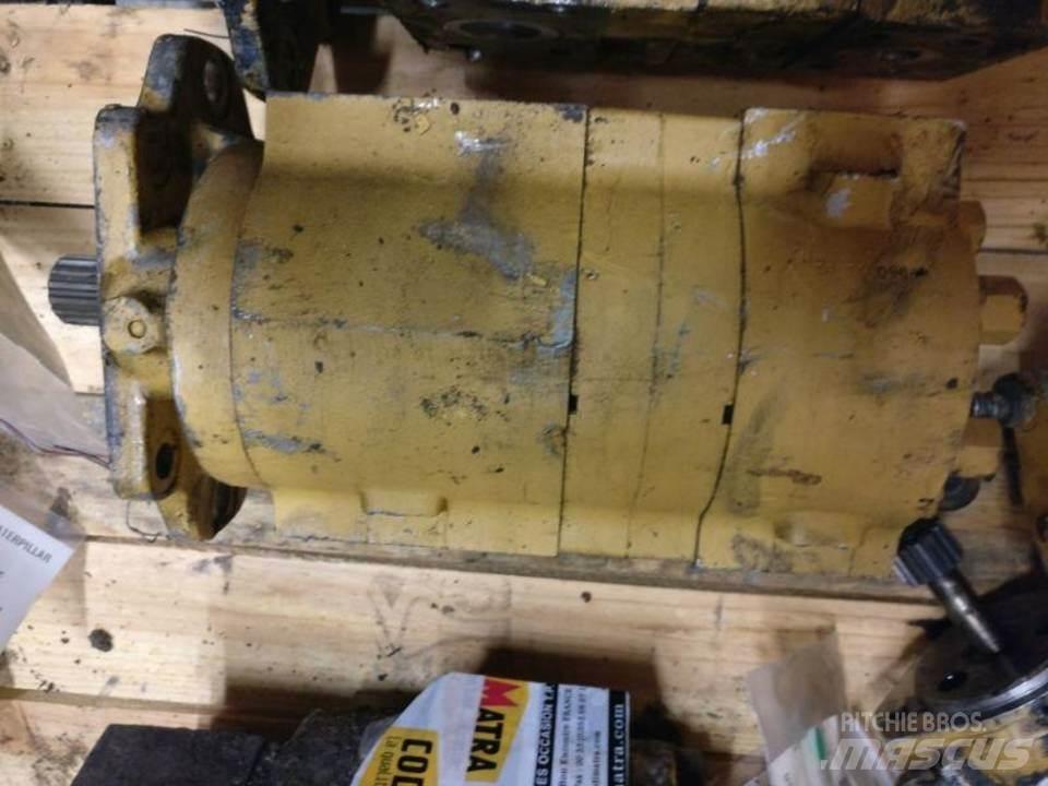 CAT 963 油壓