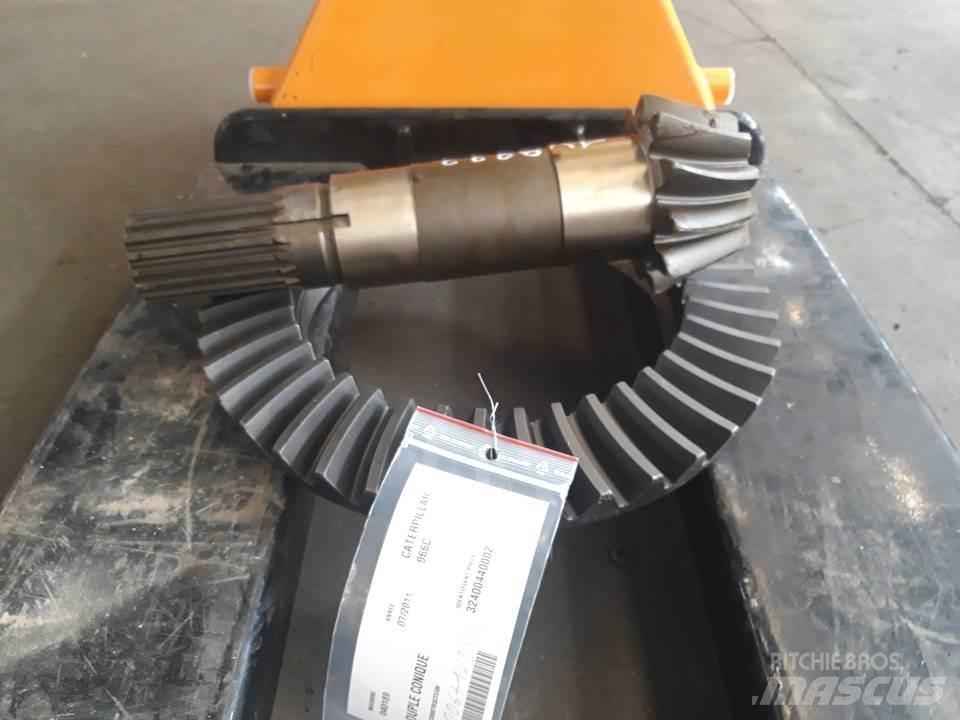 CAT 966C 傳動裝置