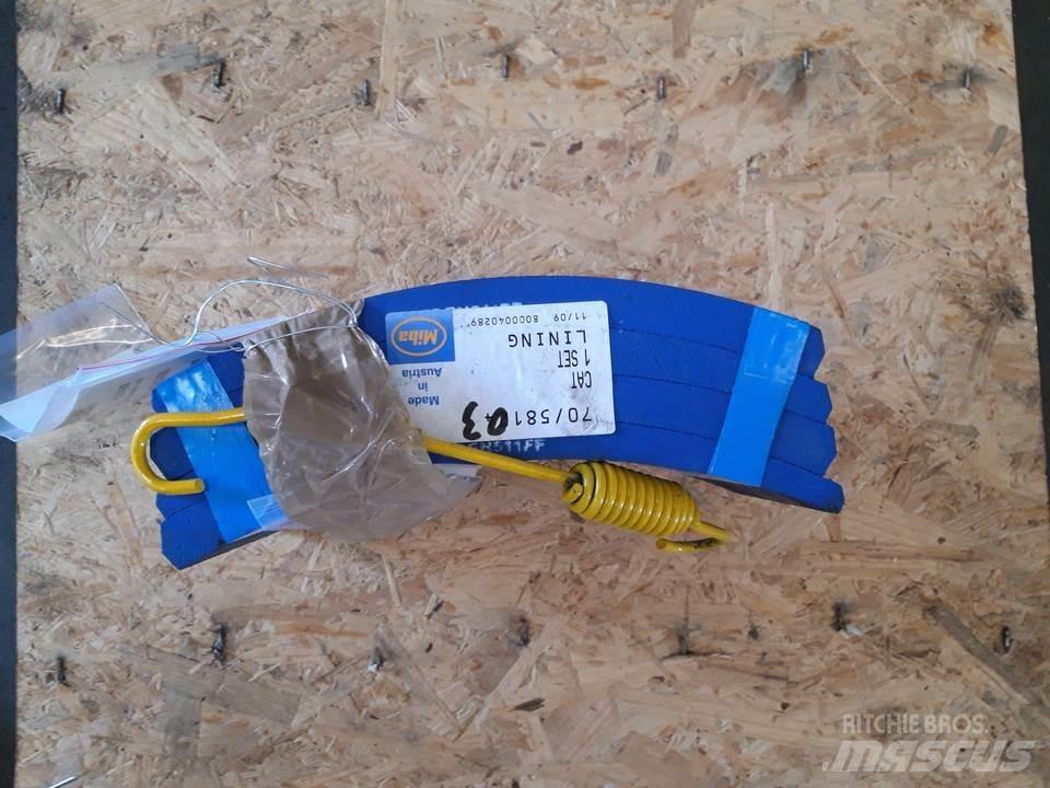 CAT 966D 履帶、鏈條和車盤