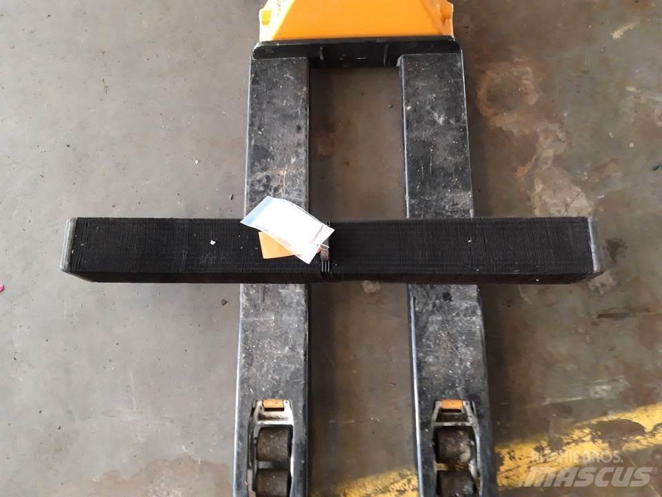 CAT 970F 引擎/發動機
