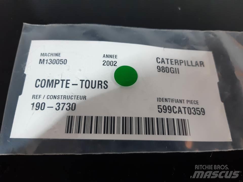 CAT 980GII 駕駛室與內部