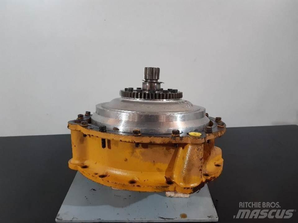 CAT D4 傳動裝置