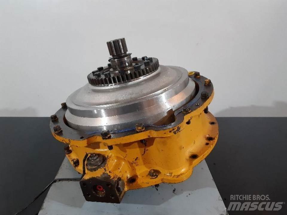 CAT D4 傳動裝置