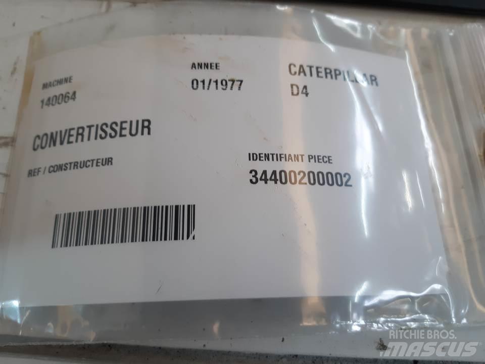 CAT D4 傳動裝置