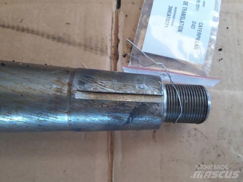 CAT D4D 傳動裝置