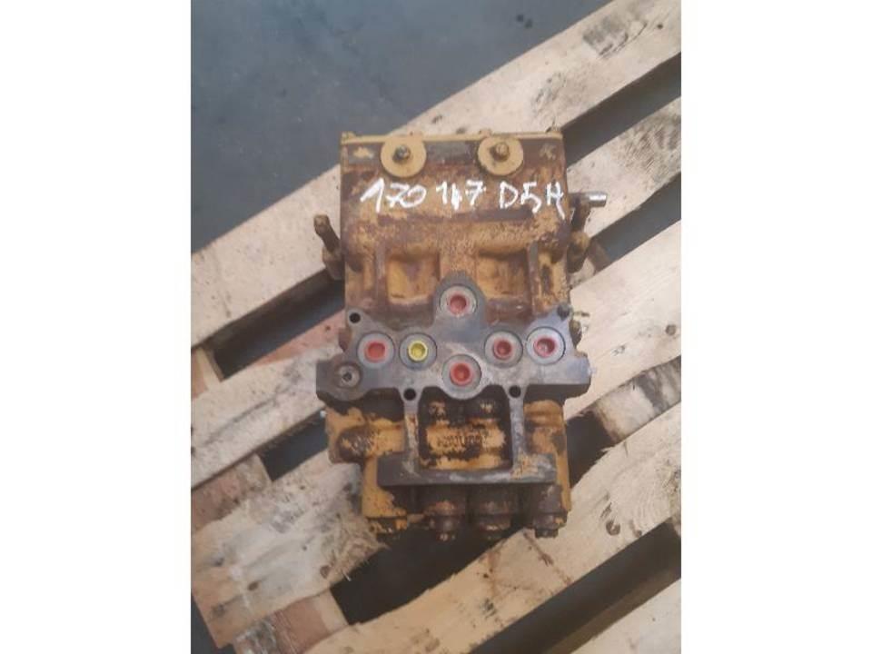 CAT D5H 油壓