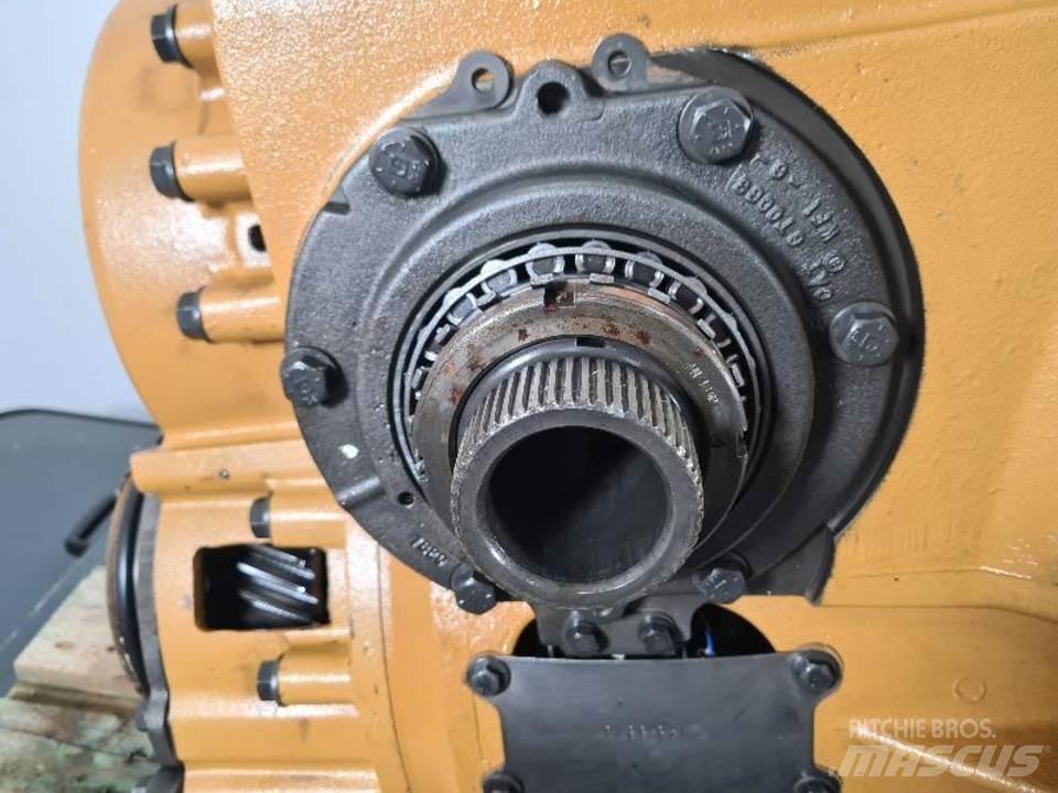 CAT D6RXL 傳動裝置