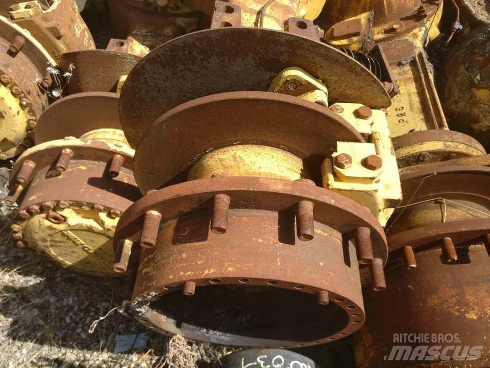 Volvo A25 傳動裝置