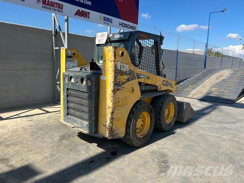 Gehl SR135 小型裝載機