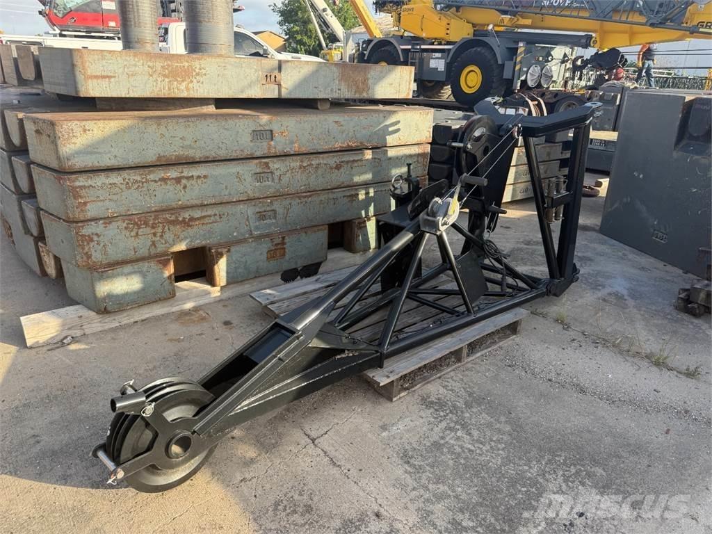 Liebherr  吊桿和鏟斗