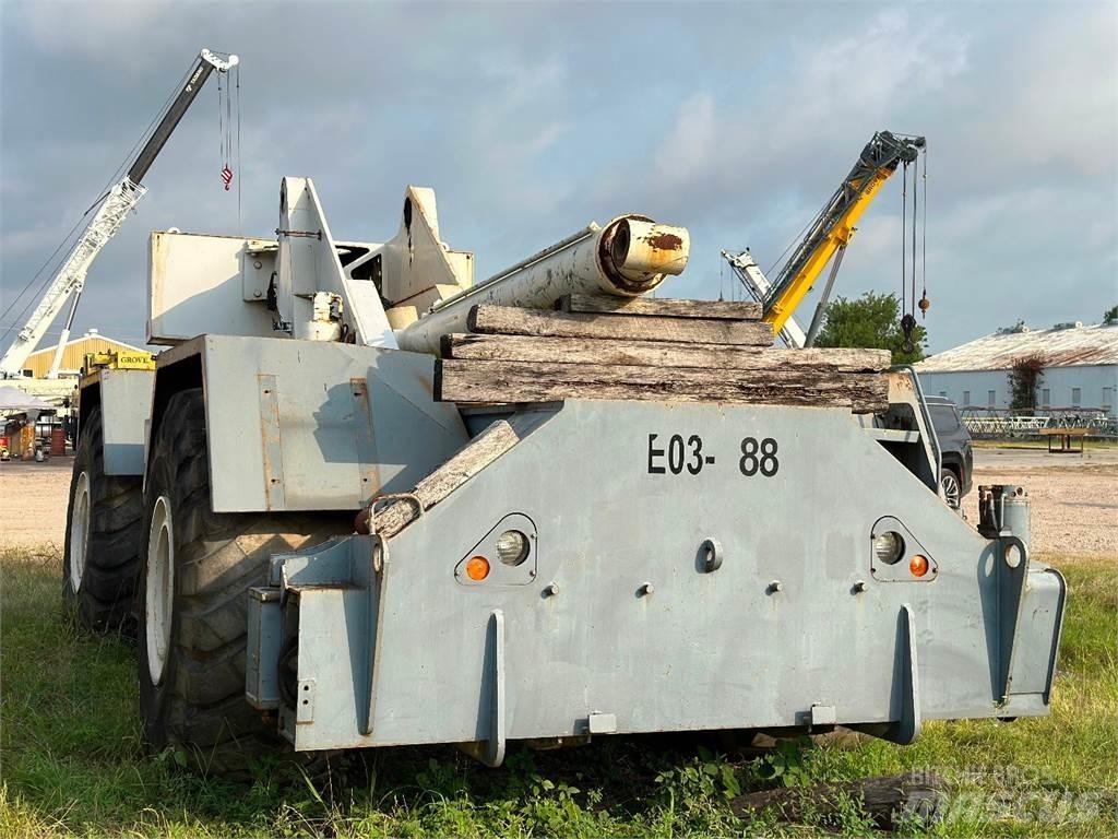 Terex RT 775 越野起重機