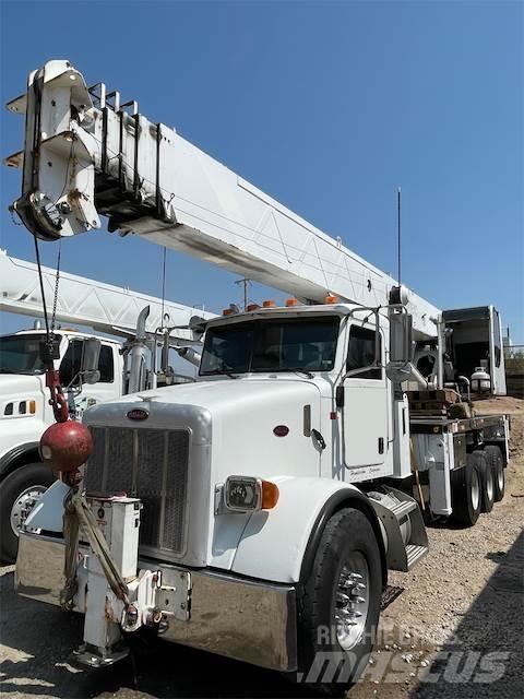 Altec AC38-127S 起重機卡車