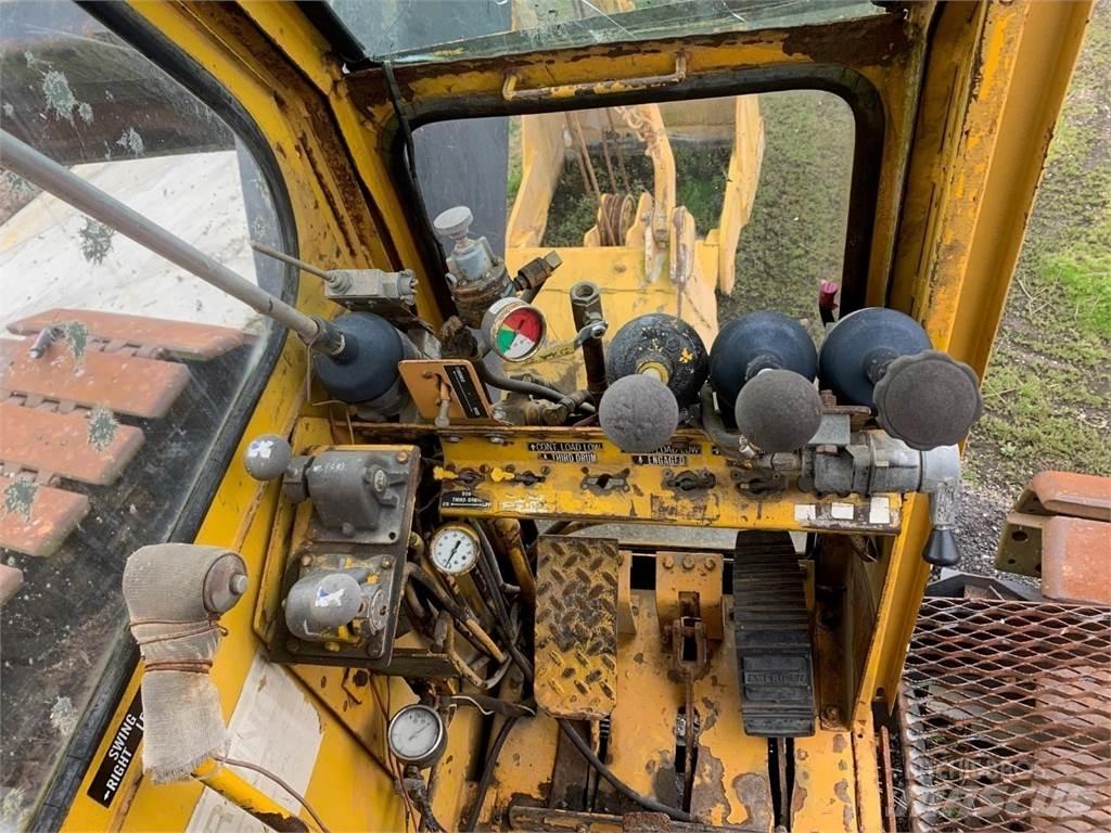 American 9299 履帶式起重機