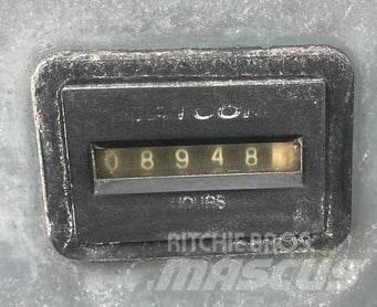 Grove RT9130E-2 越野起重機