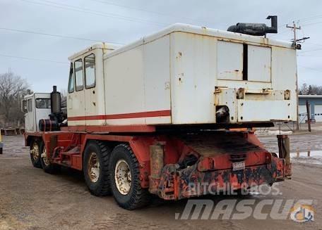 Link-Belt HC-218 全路面起重機/吊車