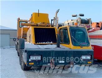 Link-Belt HTC-8690 全路面起重機/吊車