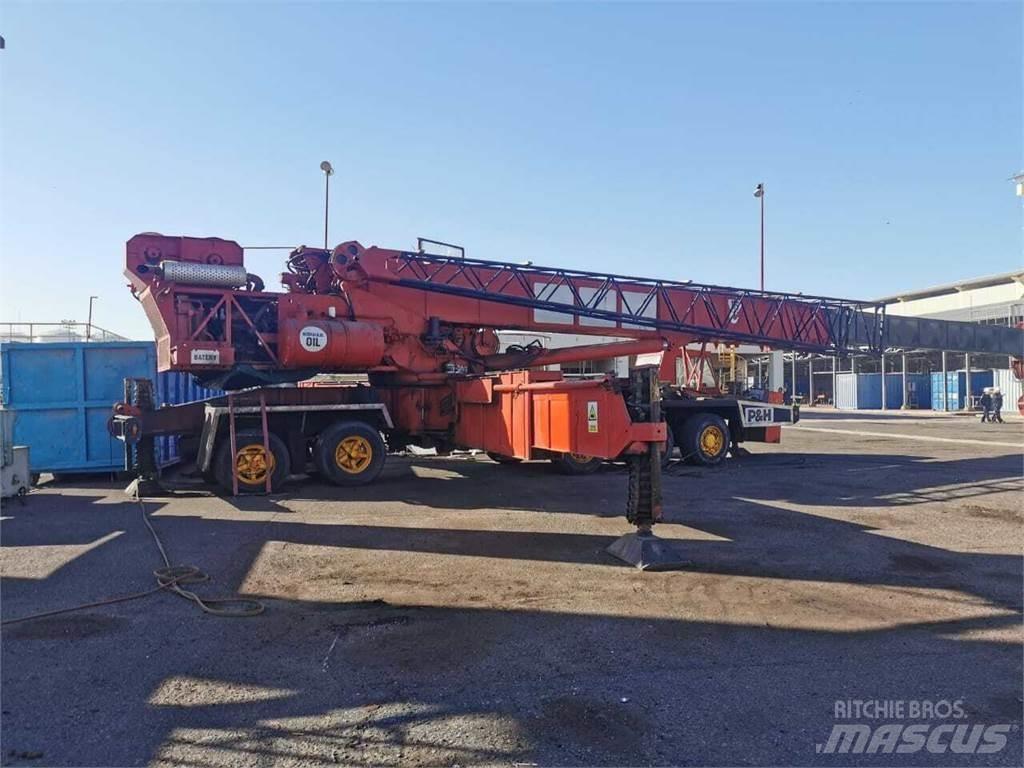 P&H Alpha 100 全路面起重機/吊車