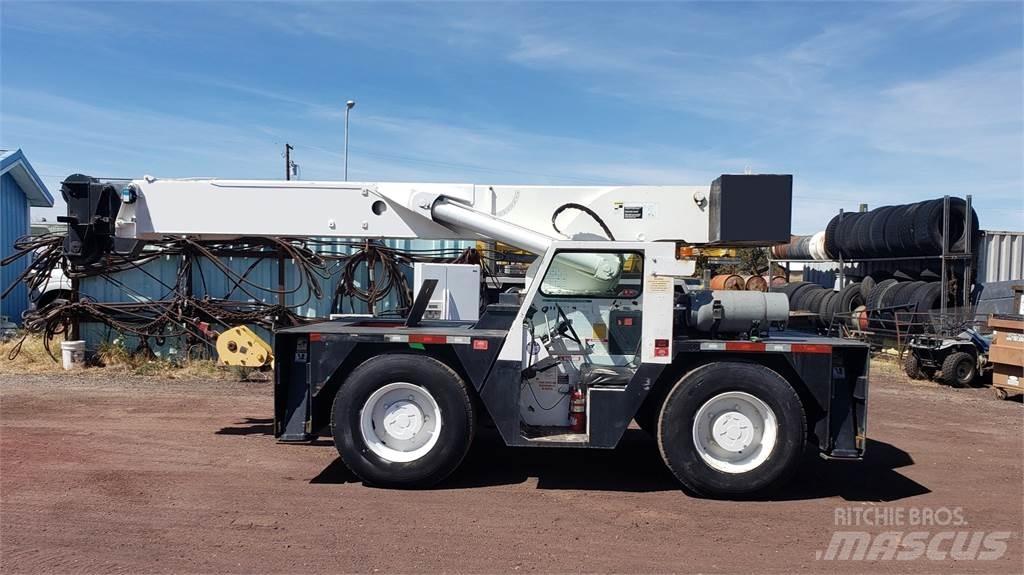 Shuttlelift 5540 越野起重機