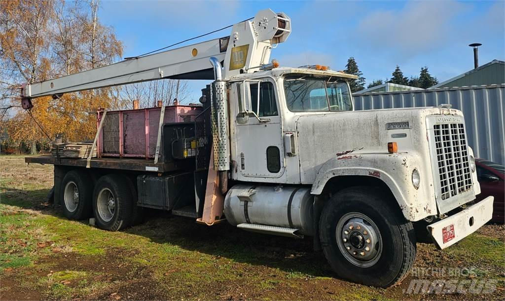  Simon-Ro 145-83 起重機卡車
