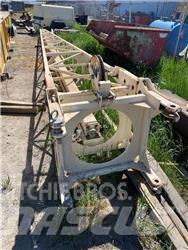 Terex  吊桿和鏟斗