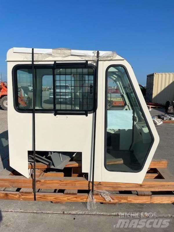 Terex  其他升降機械