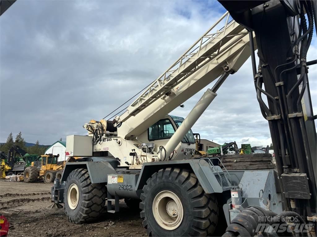 Terex RT 665 越野起重機