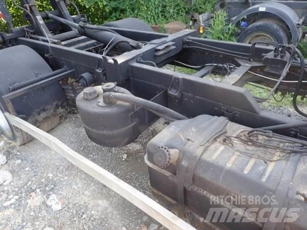 Avia A80 L 吊鉤式起重車