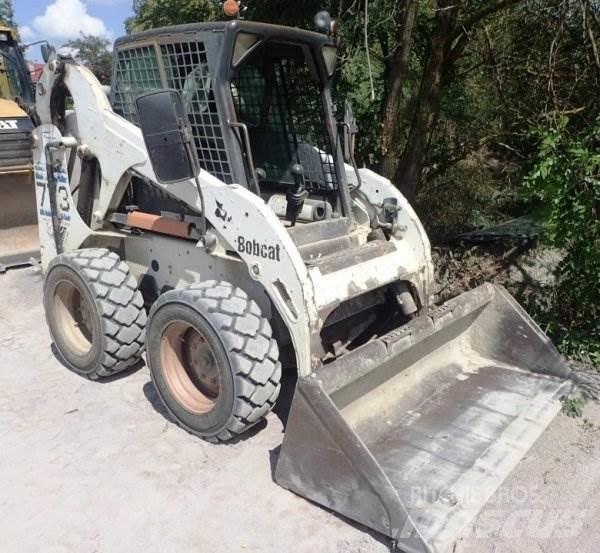 Bobcat 773 滑移轉向裝載機