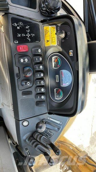 CAT 432 E 反鏟裝載機